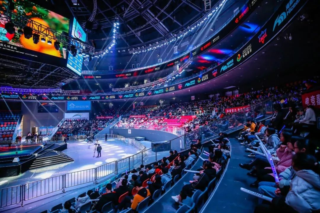 动作过大 动作过大