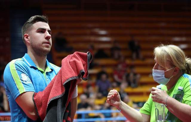 眼前一亮 眼前一亮