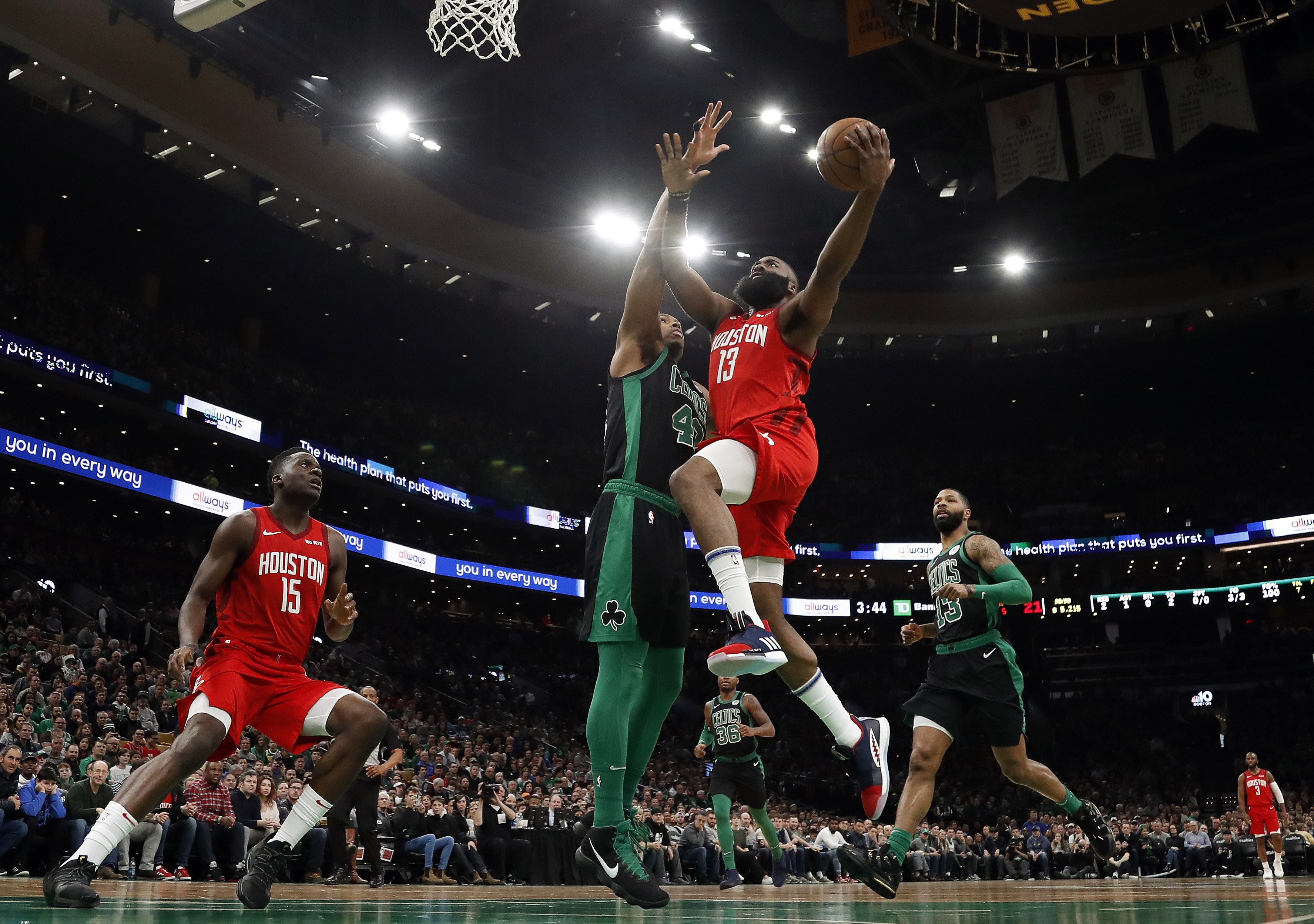 KPL职业辅助疑似出错装，这状态是不是太差了？