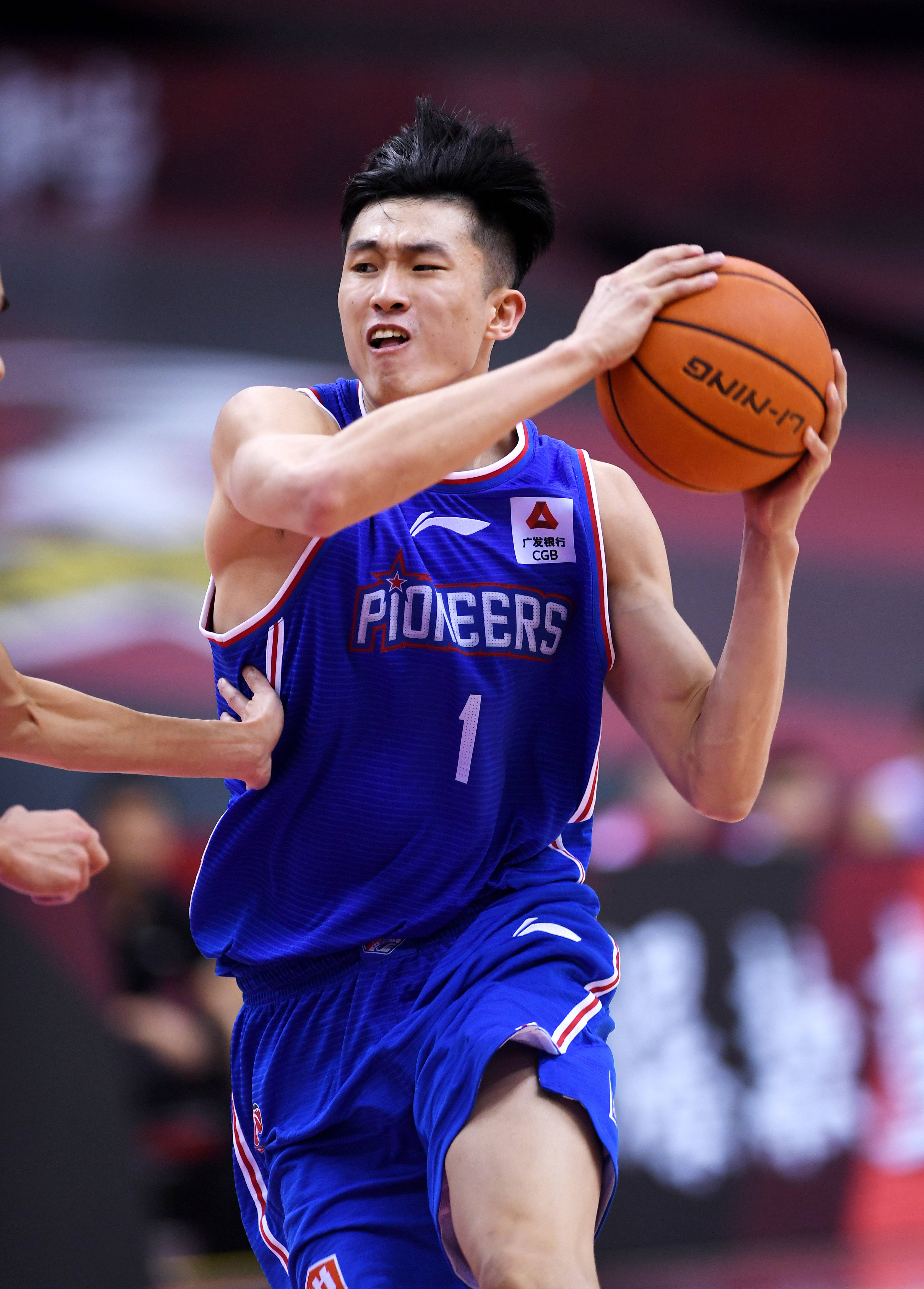 禁区弧顶的 禁区弧顶的